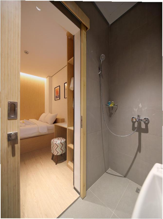 Hotel Cool Living à Jakarta Extérieur photo