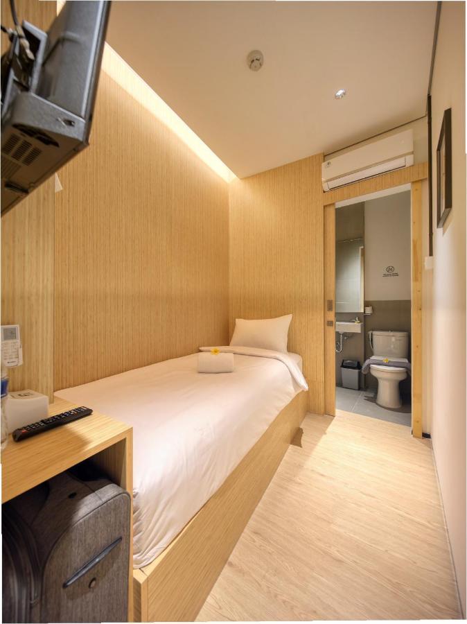 Hotel Cool Living à Jakarta Extérieur photo
