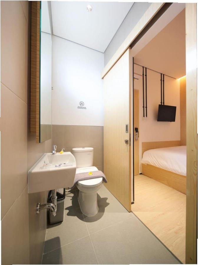 Hotel Cool Living à Jakarta Extérieur photo
